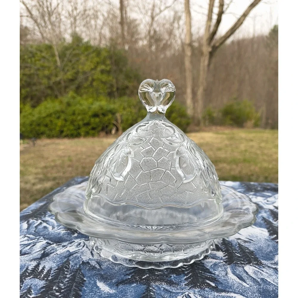 Vintage EAPG Glass Domed‎ Butter Dish Cloche Maple Leaf Design Decorative Finial
